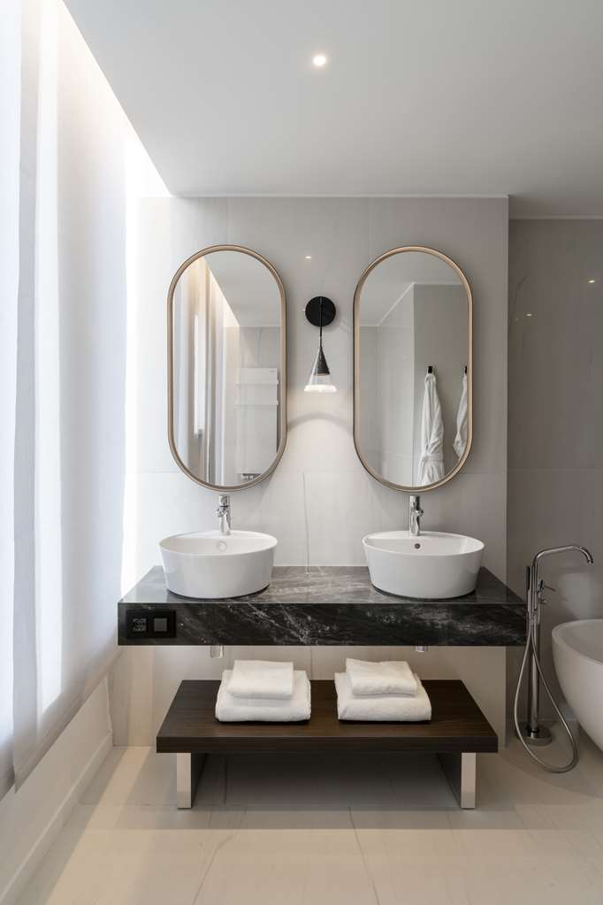 Фото Radisson Collection Hotel Santa Sofia Milan