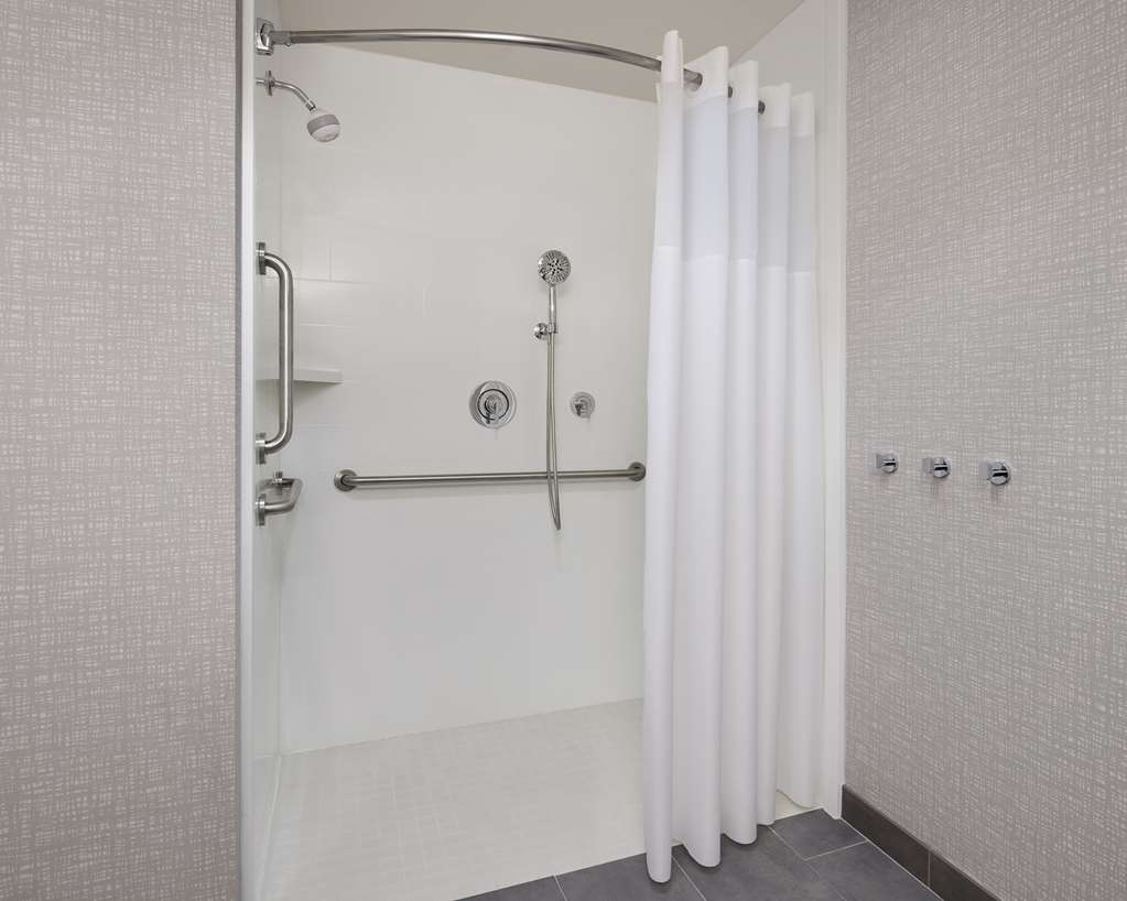 Фото Hampton Inn & Suites West Haven