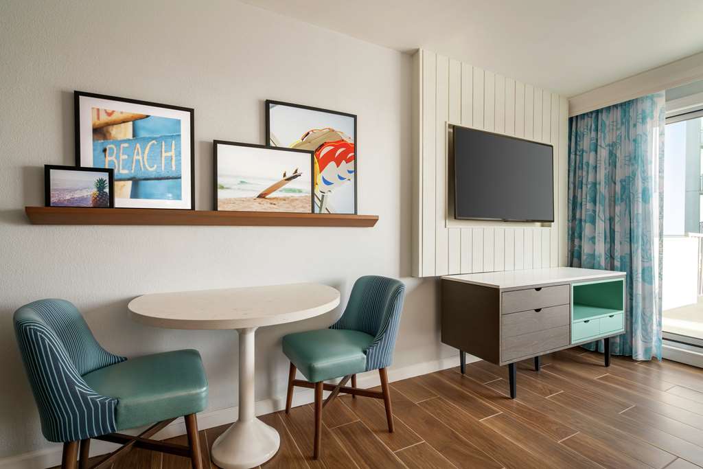 Фото DoubleTree by Hilton Ocean City Oceanfront