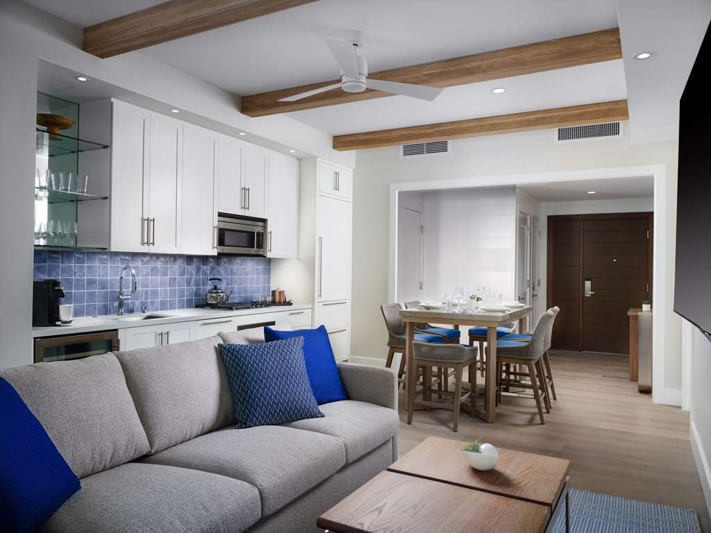 Фото Beach Village at The Del, Curio Collection by Hilton