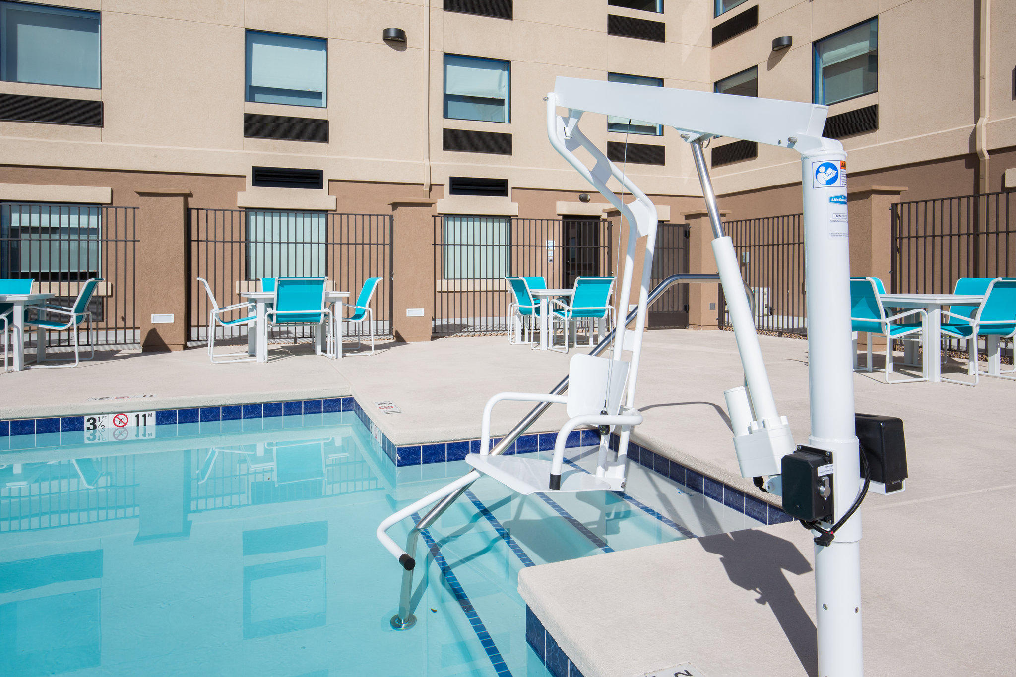 Фото Holiday Inn Express & Suites Pahrump, an Ihg Hotel