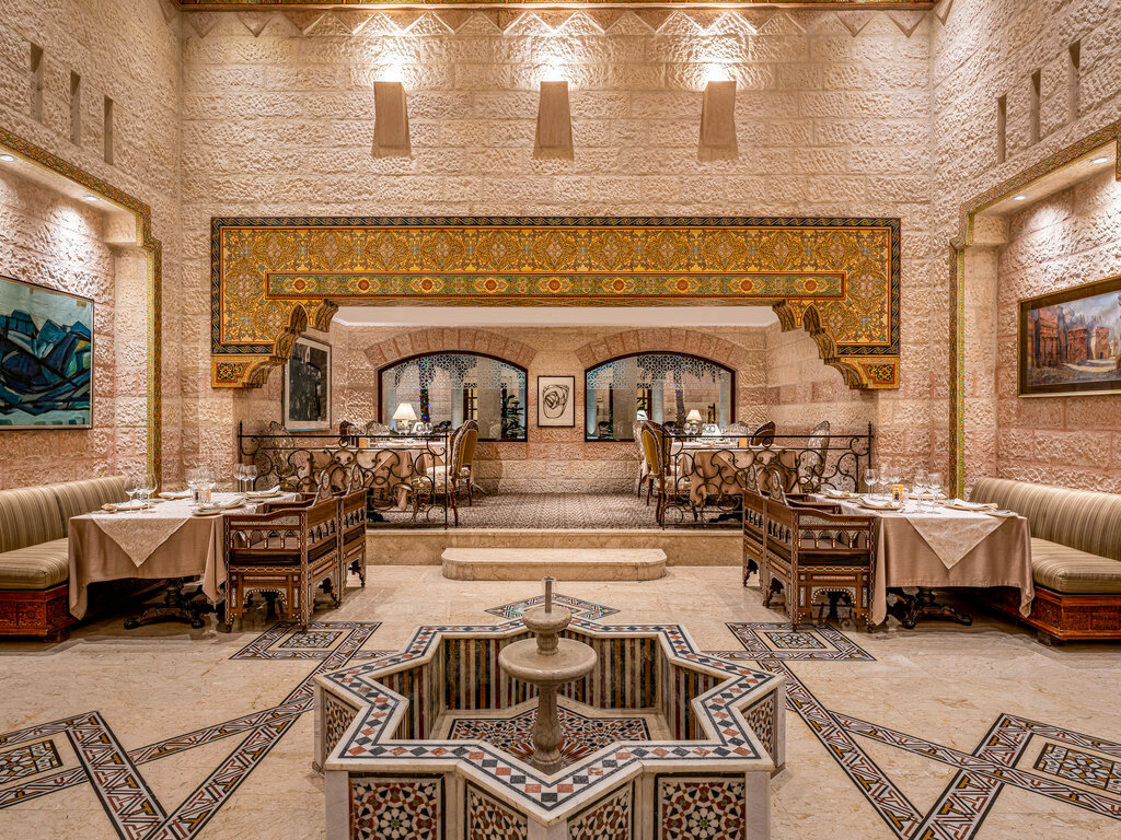 Фото Mövenpick Resort Petra