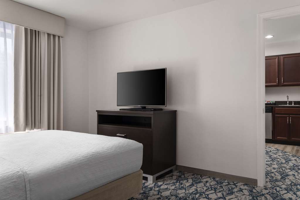 Фото Homewood Suites by Hilton Cambridge-Arlington