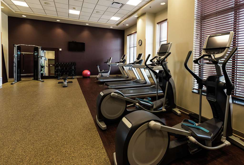Фото Embassy Suites by Hilton Minneapolis North