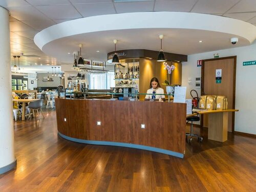 Гостиница Novotel Suites Rouen Normandie в Ле-Андели