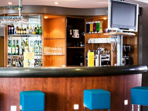 Гостиница Novotel Suites Clermont Ferrand Polydome в Клермон-Ферране