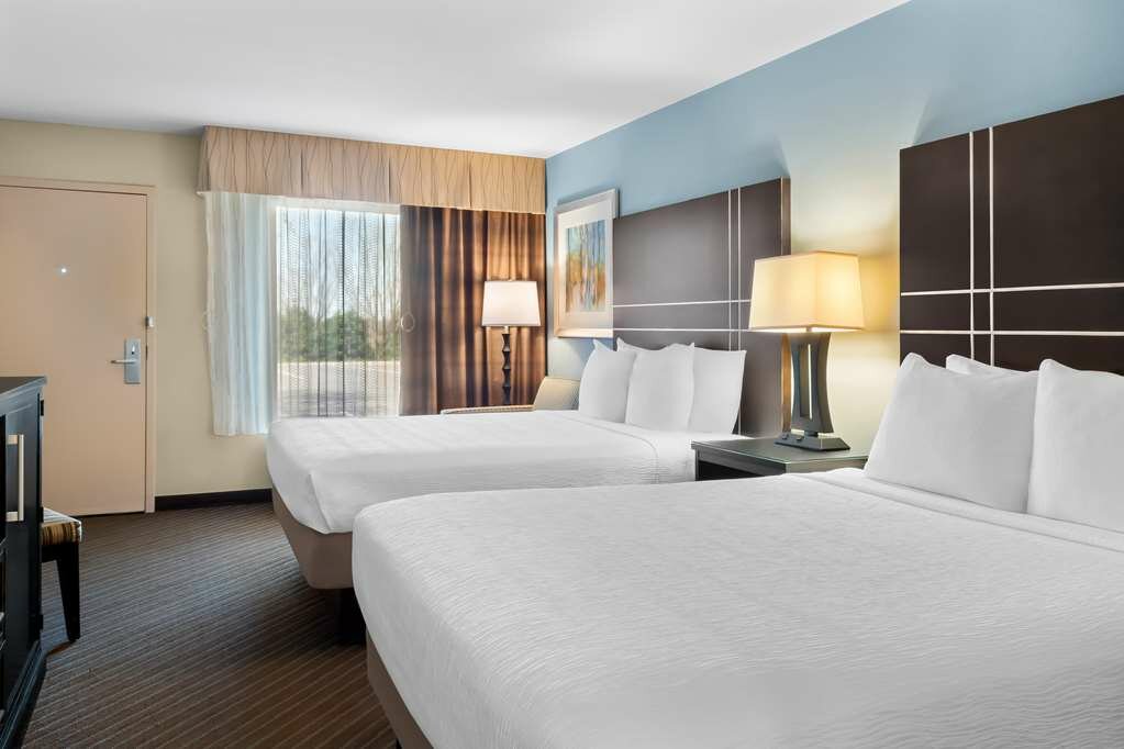 Фото Best Western Newport Inn