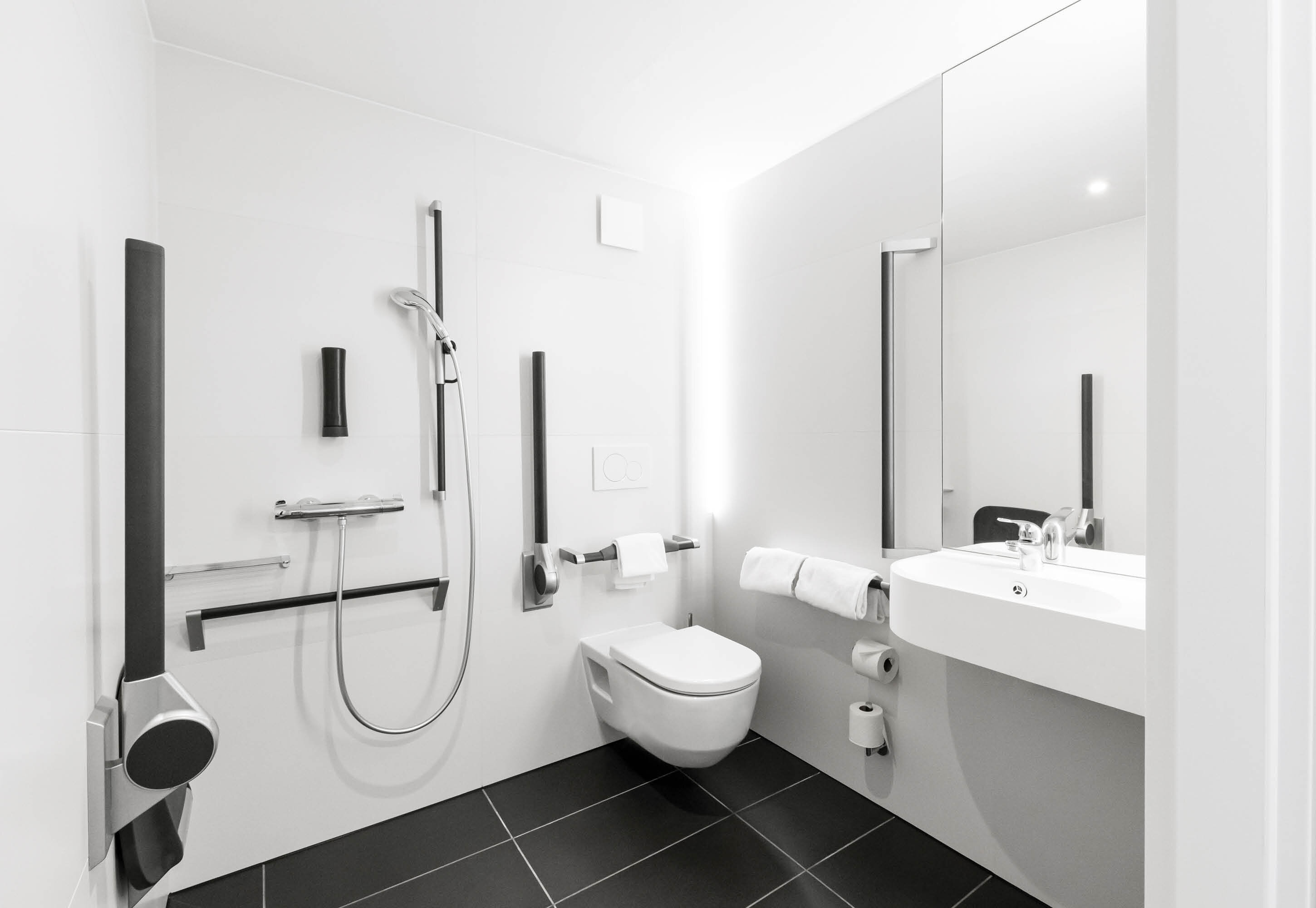 Фото B&b Hotel Nyon
