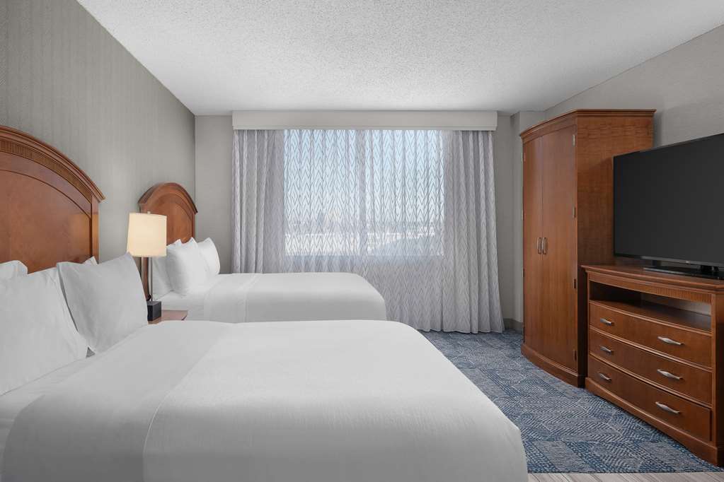 Фото Embassy Suites by Hilton El Paso