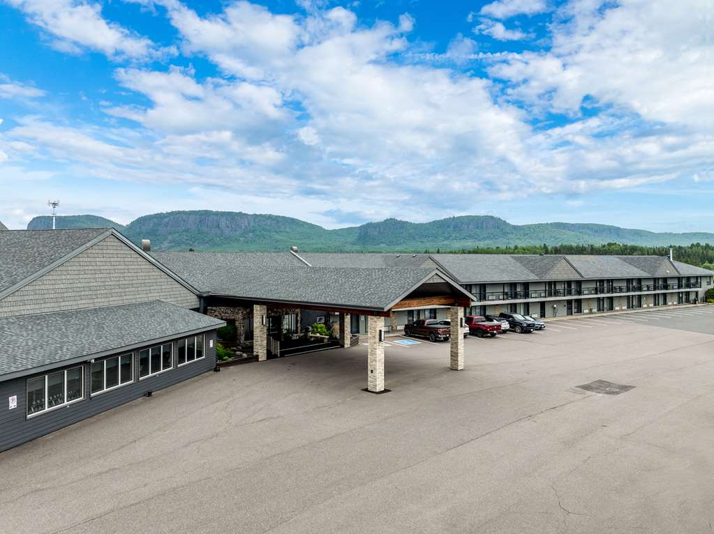 Фото Best Western Plus Nor'wester Hotel & Conference Centre