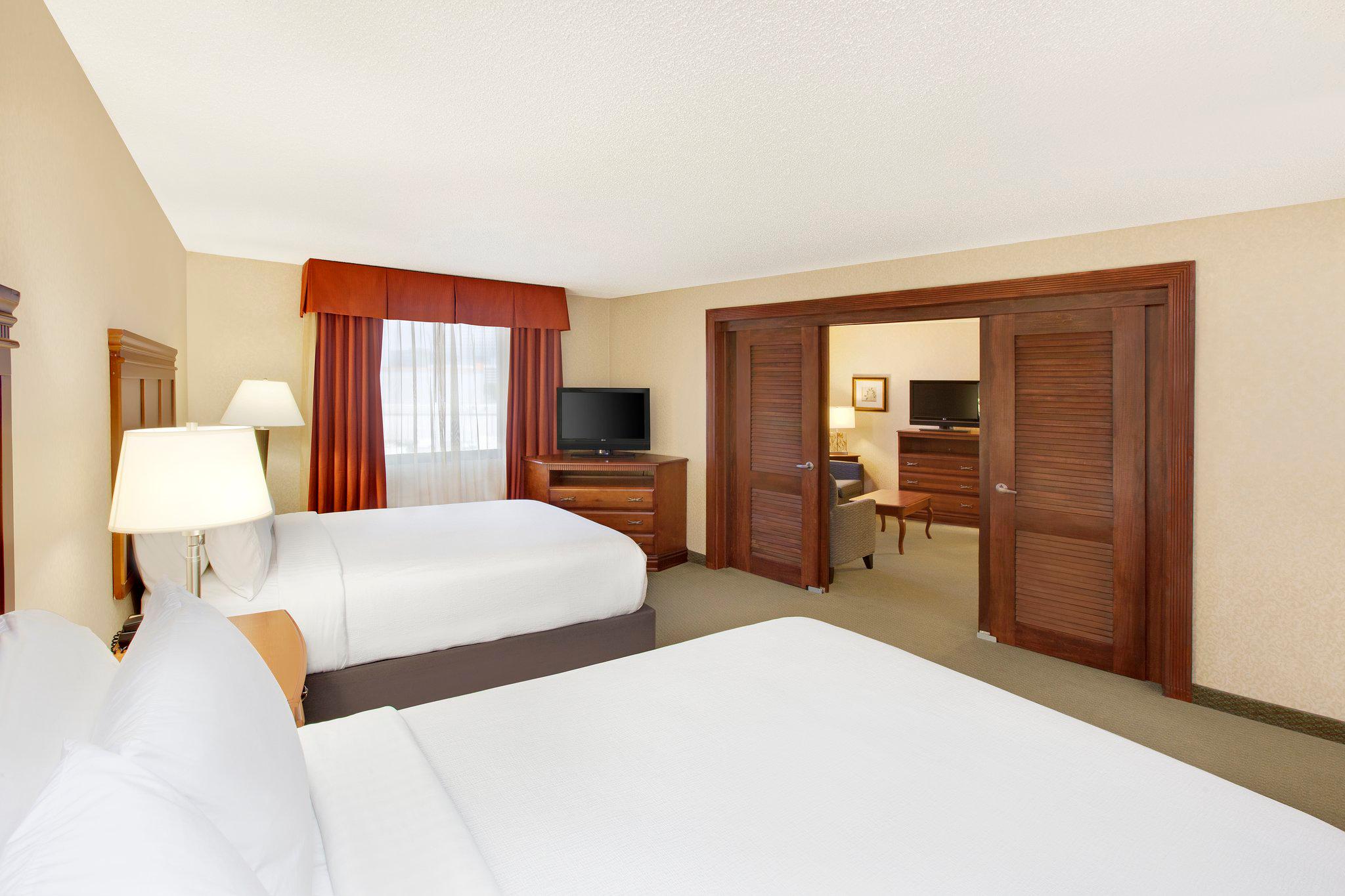 Фото Holiday Inn Dallas Market Center, an Ihg Hotel