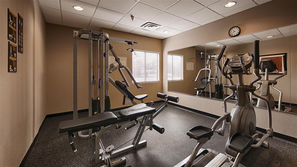 Фото Best Western Bayou Inn & Suites