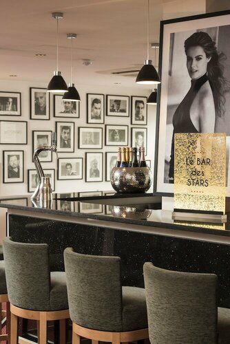 Гостиница Hôtel Forest Hill Paris Meudon-Vélizy в Медоне