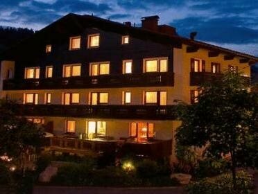 Гостиница Hotel Appartement Roggal в Форарльберге