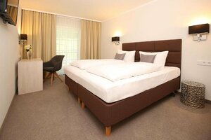 Гостиница Landhotel Potsdam