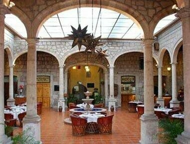 Гостиница Howard Johnson Calle Real Morelia в Морелии