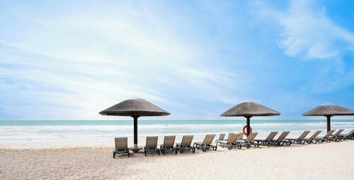 Гостиница Occidental Sharjah Grand в Шардже