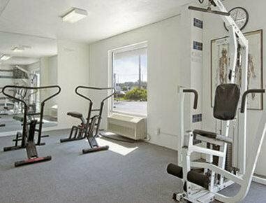 Гостиница Days Inn & Suites Port Richey в Спринг Хилл