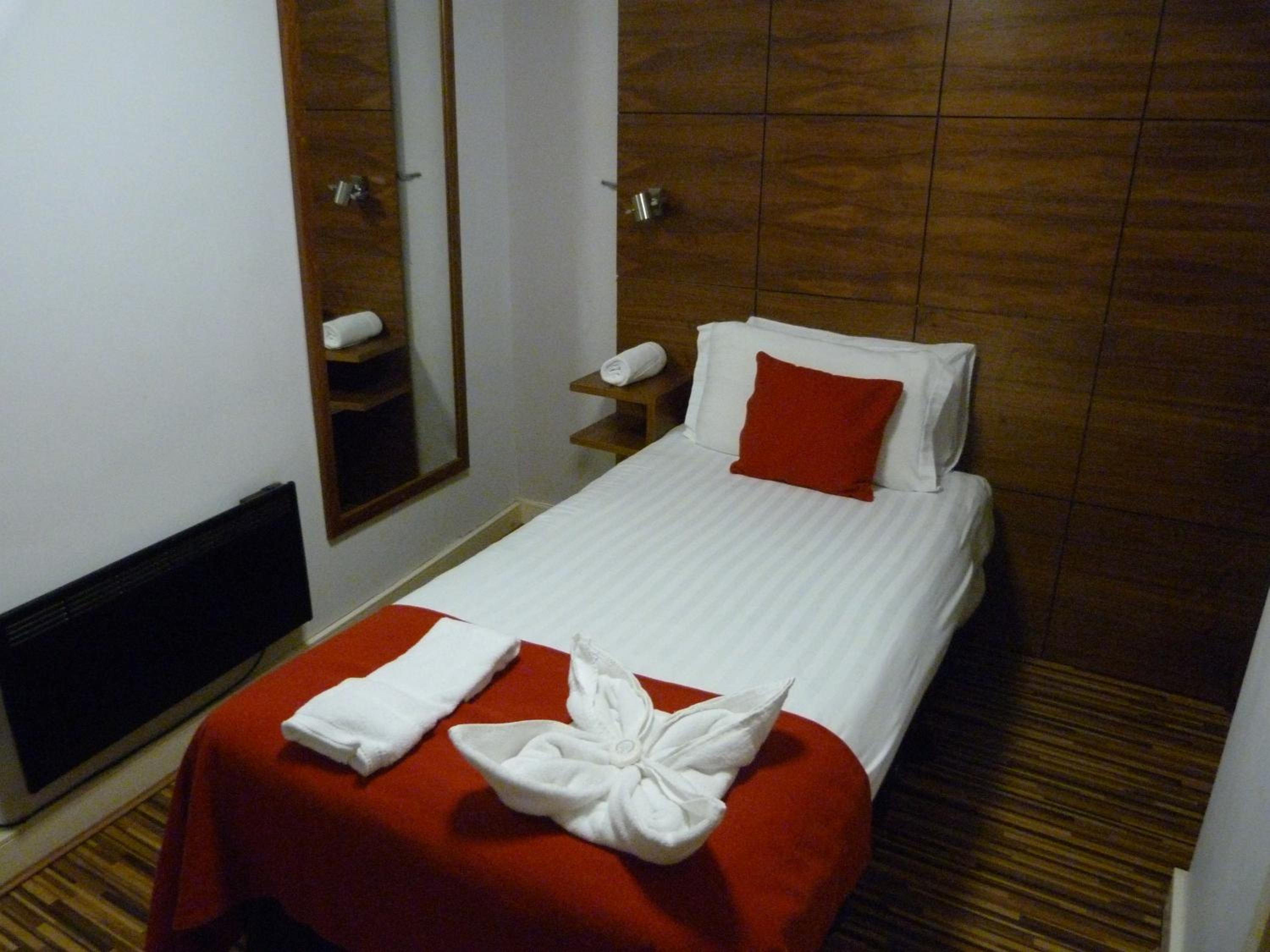 Фото International Inn