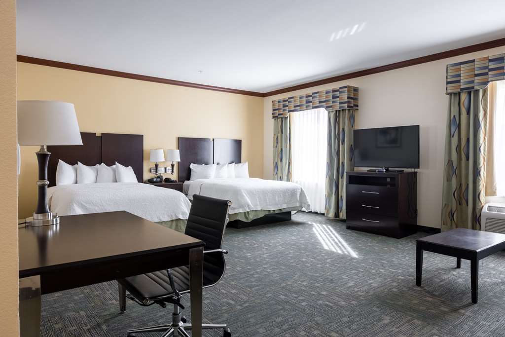 Фото Hampton Inn Alice