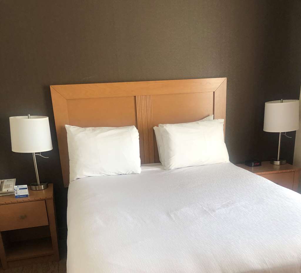 Фото Best Western Grande Prairie Hotel & Suites
