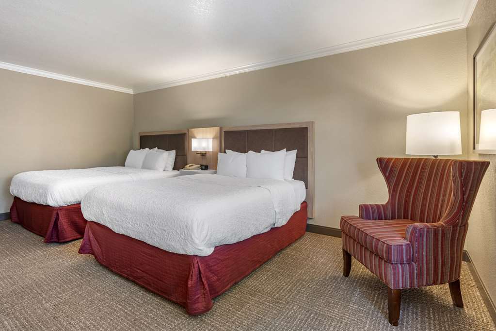 Фото Hampton Inn Ukiah