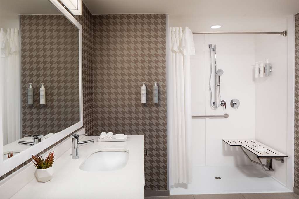 Фото Home2 Suites by Hilton Lake Mary Orlando