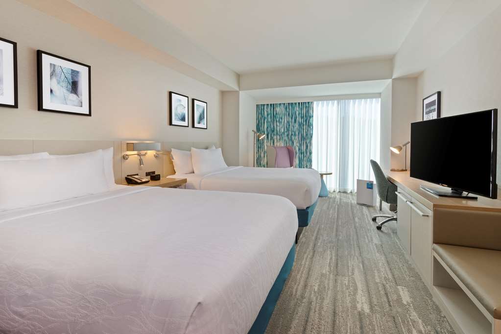 Фото Hilton Garden Inn Boston Brookline, Ma