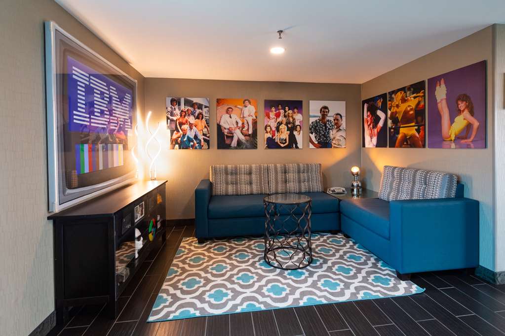 Фото The Verve Hotel Boston Natick, Tapestry Collection by Hilton