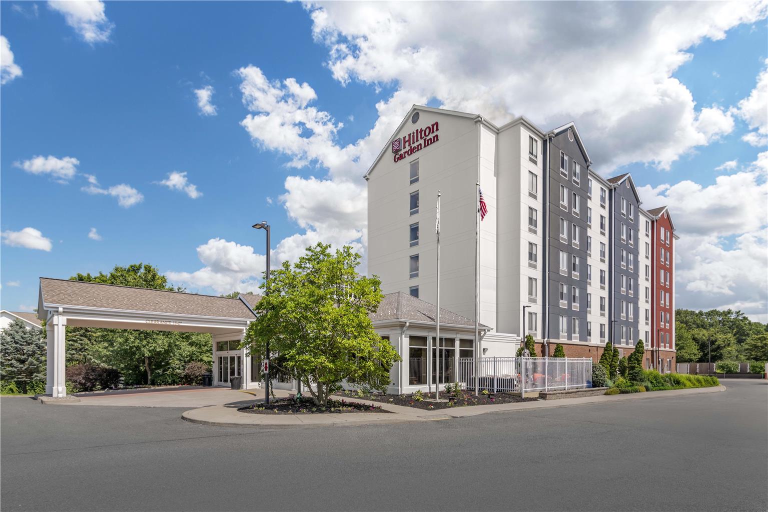 Фото Hilton Garden Inn Albany/Suny Area