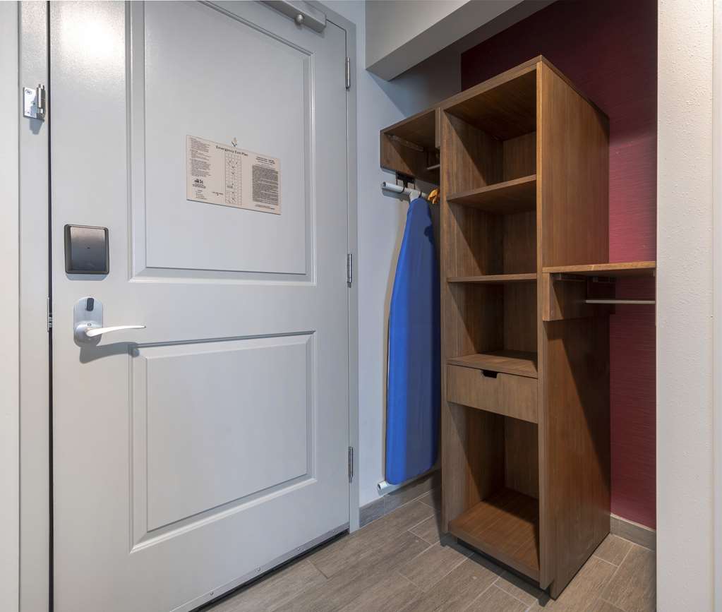 Фото Hilton Garden Inn Raleigh-Cary
