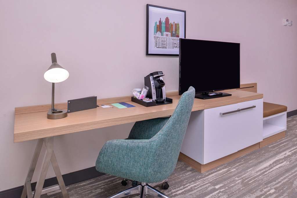 Фото Hilton Garden Inn Kansas City Airport