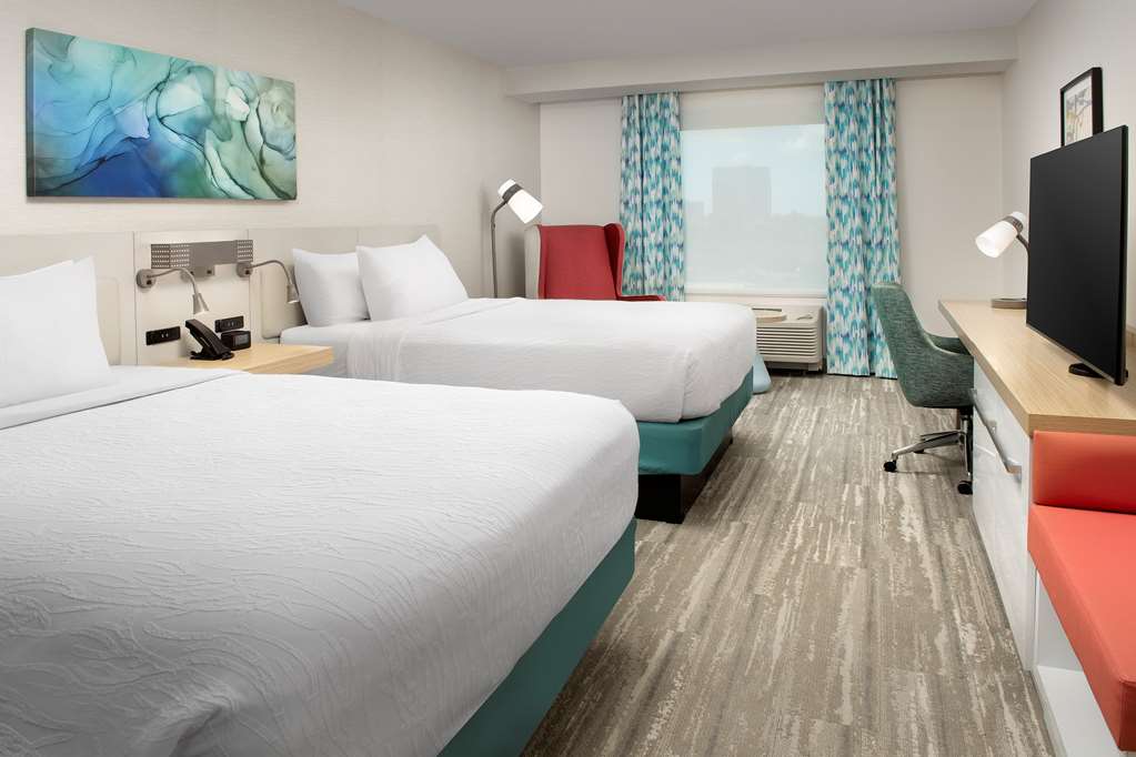 Фото Hilton Garden Inn Orlando Downtown
