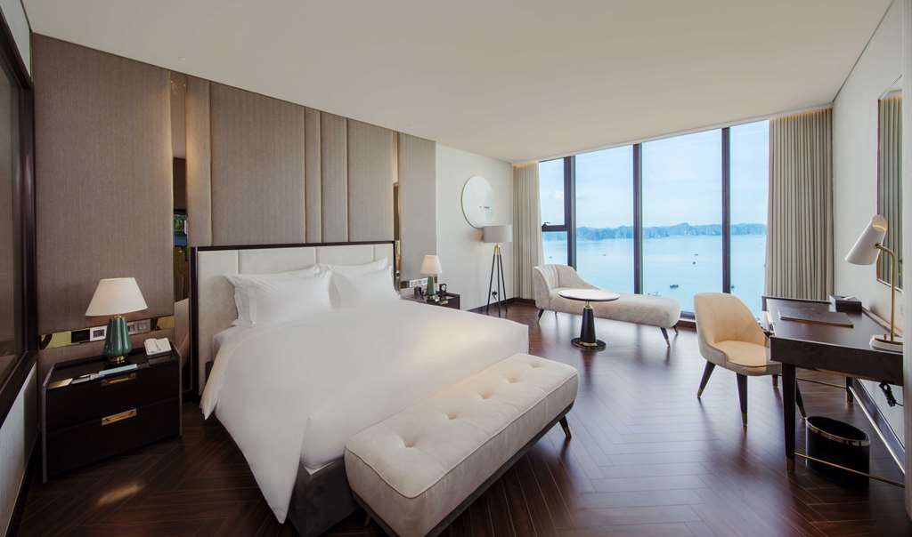 Фото Radisson Blu Hotel, Ha Long Bay