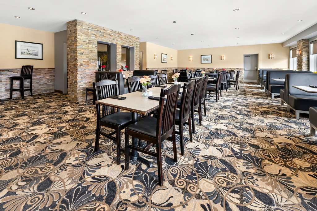 Фото Best Western Plus Nor'wester Hotel & Conference Centre