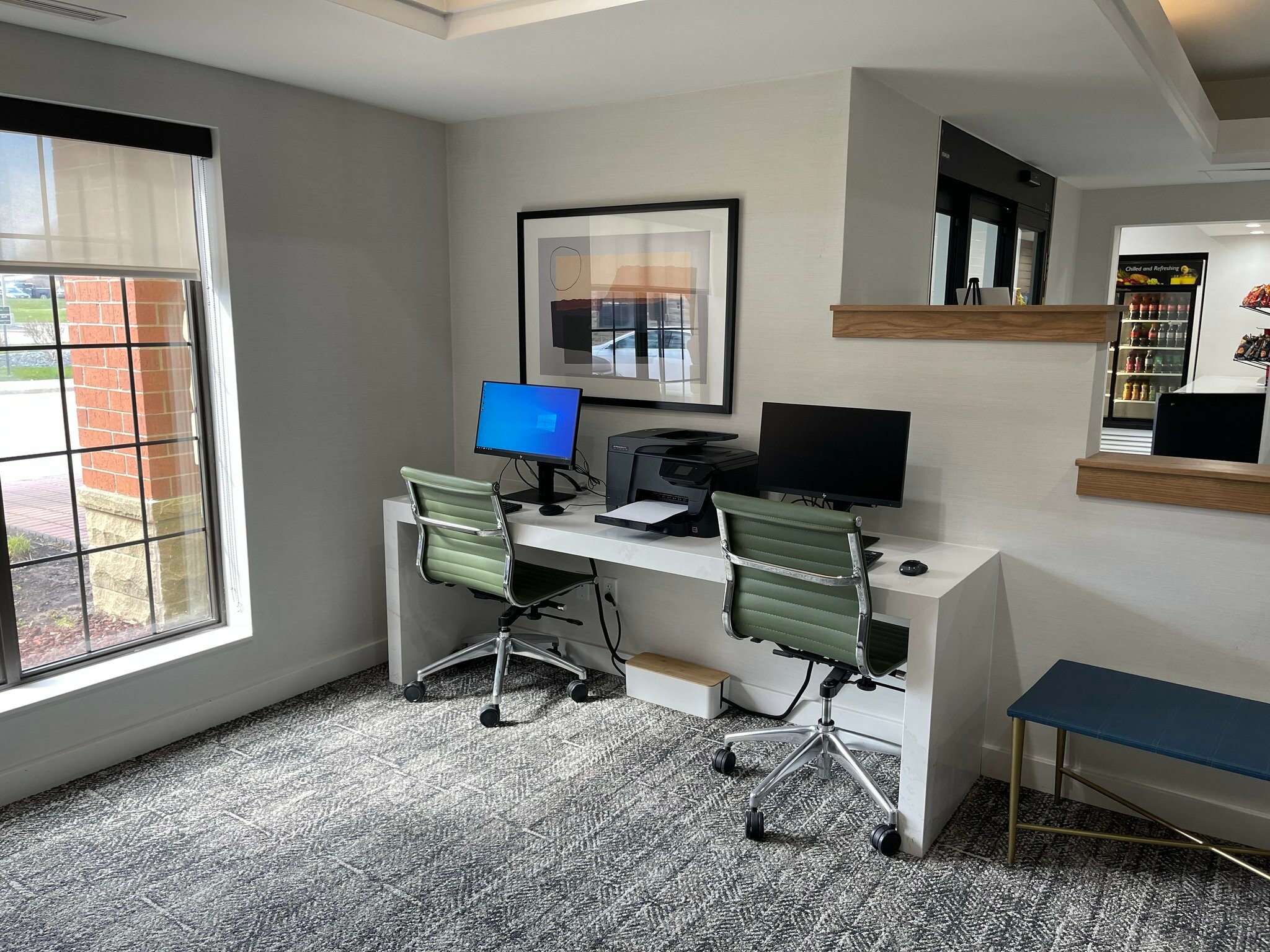 Фото Staybridge Suites West Des Moines, an Ihg Hotel