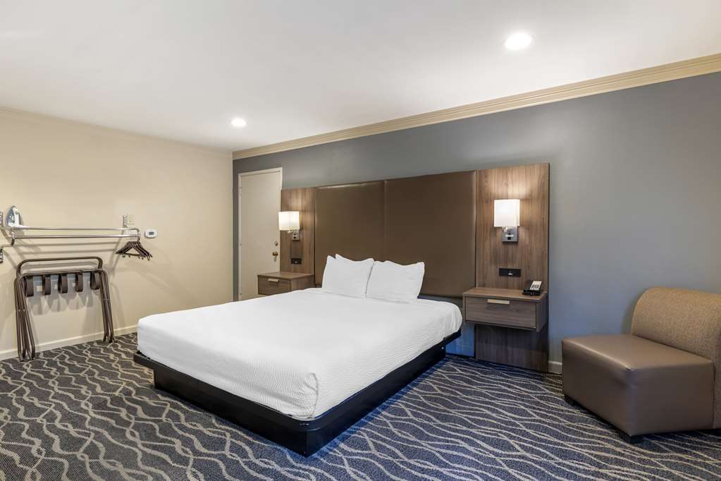 Фото Best Western Plus Hill House