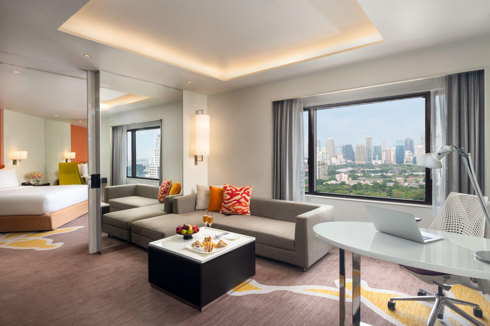 Фото Crowne Plaza Bangkok Lumpini Park, an Ihg Hotel