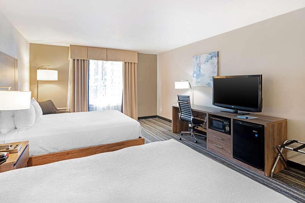 Фото Best Western Posada Royale Hotel & Suites