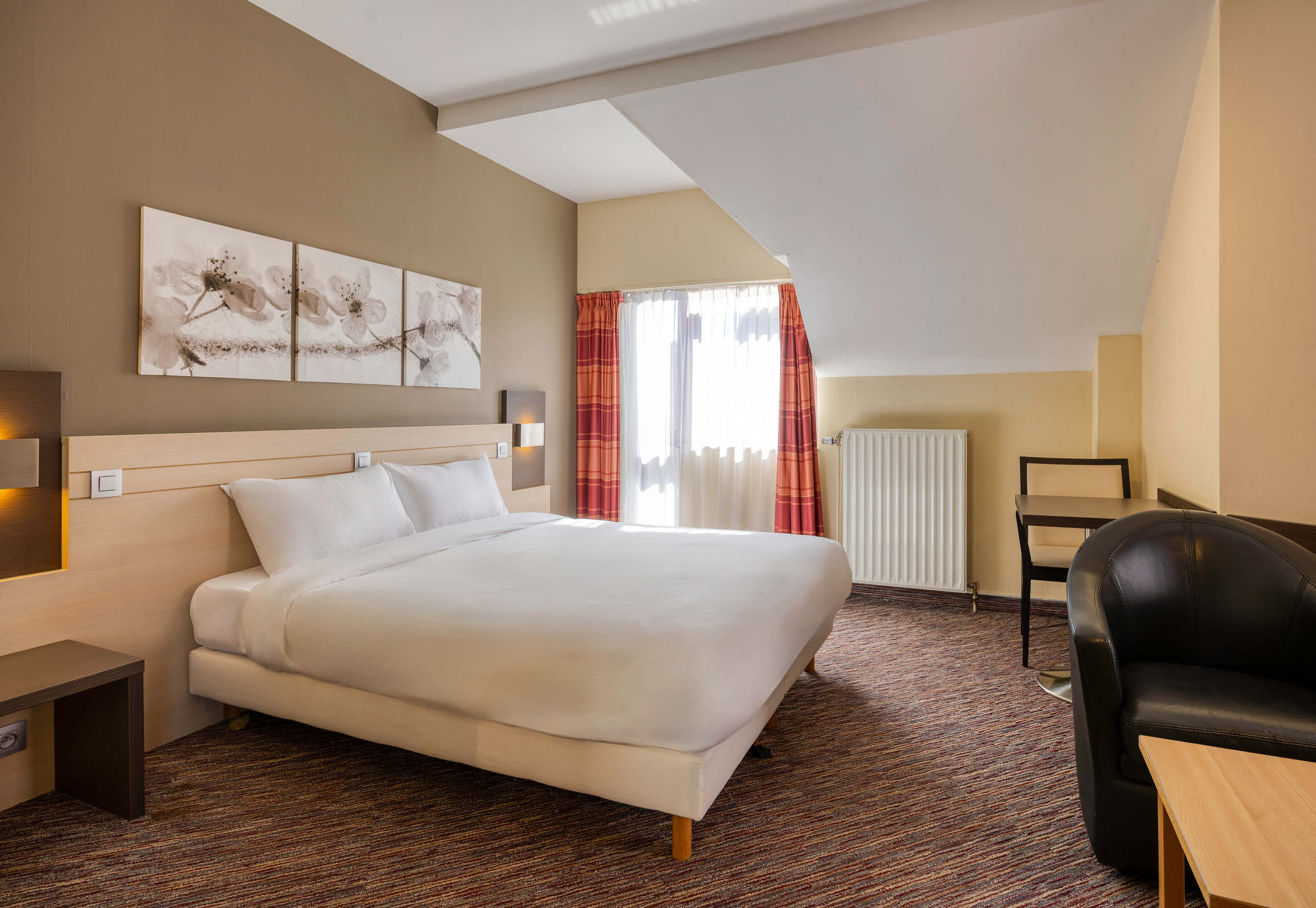 Фото B&b Hotel Mons Centre