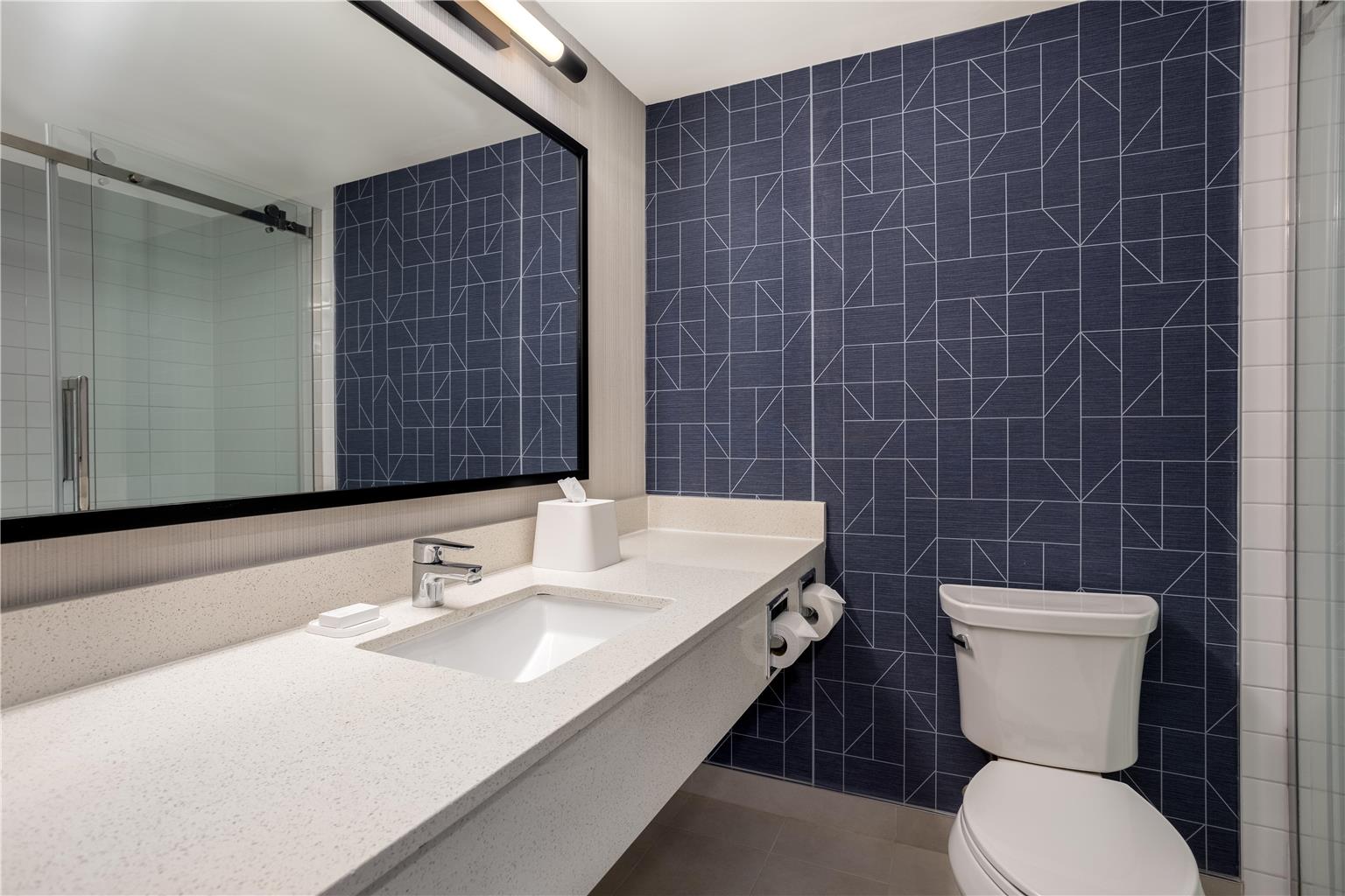 Фото Quality Inn Airport West