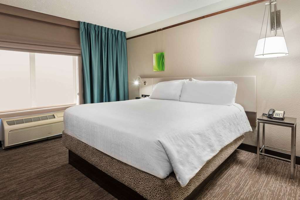 Фото Hilton Garden Inn Wilmington Mayfaire Town Center