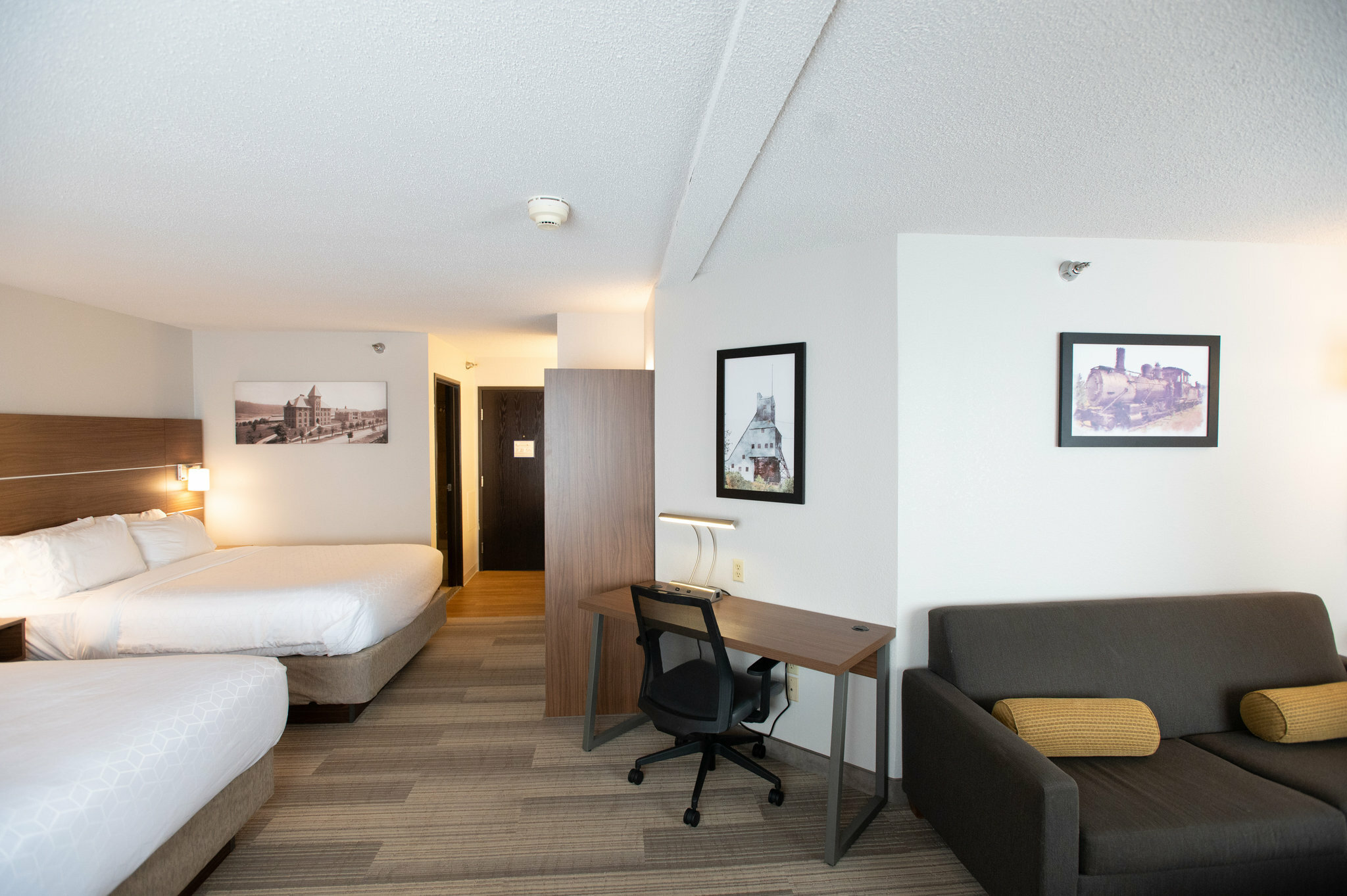 Фото Holiday Inn Express Houghton-Keweenaw, an Ihg Hotel