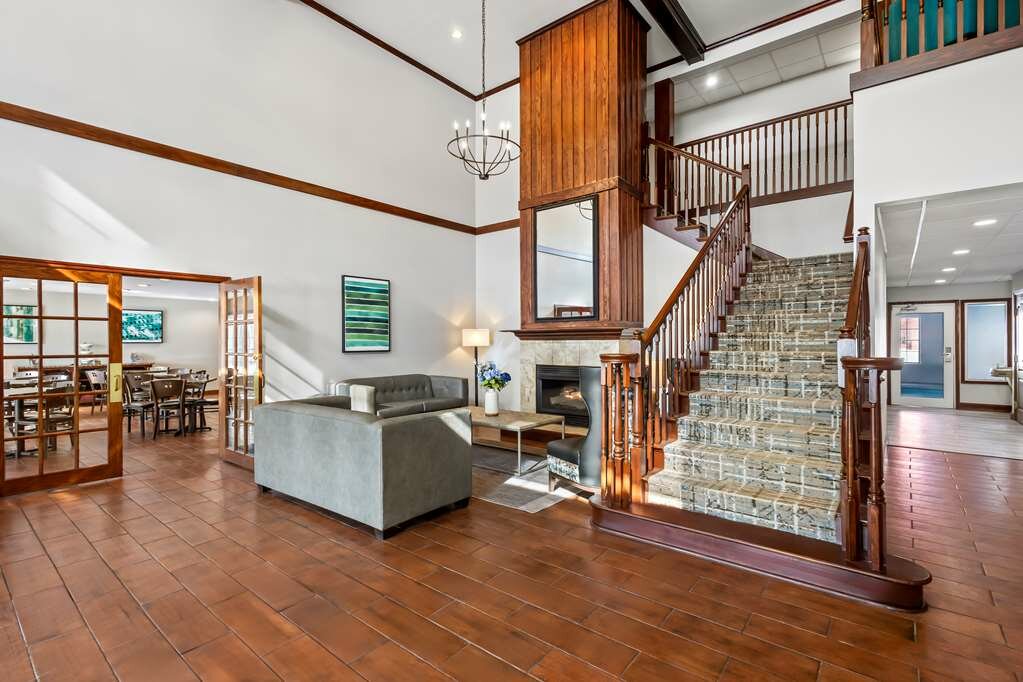 Фото Best Western Plus Fort Wayne Inn & Suites North