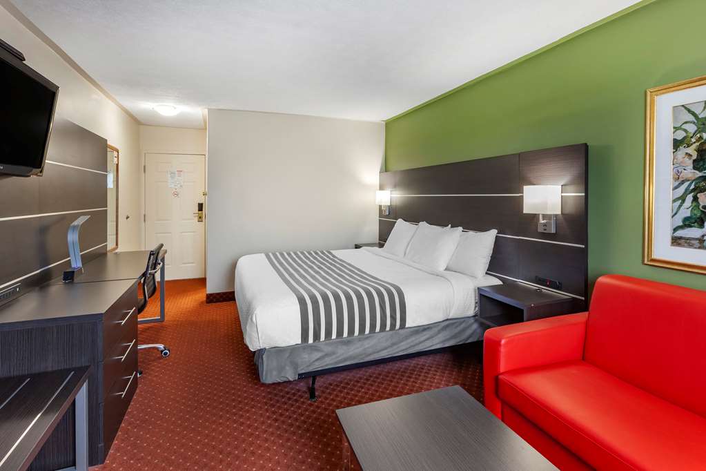 Фото SureStay Plus Hotel by Best Western Kincardine