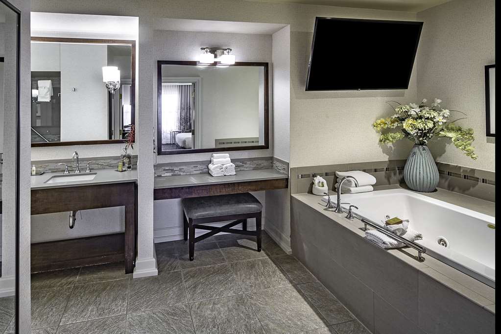 Фото DoubleTree by Hilton Hotel Modesto