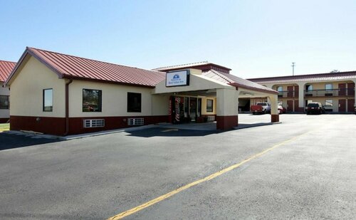 Гостиница Americas Best Value Inn & Suites Macon at Eisenhower Pkwy в Штате Джорджия