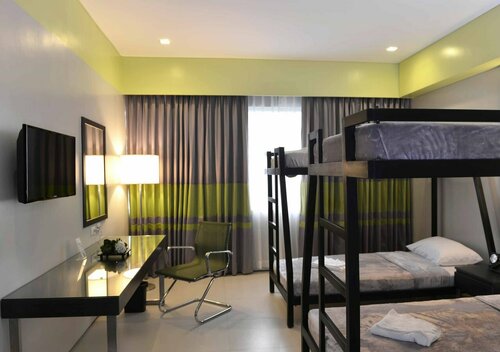 Внешний вид отеля Bayfront Hotel Cebu - North Reclamation в Себу, фото 4