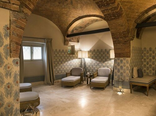 Гостиница Hotel Borgo San Felice в Гайоле-ин-Кьянти