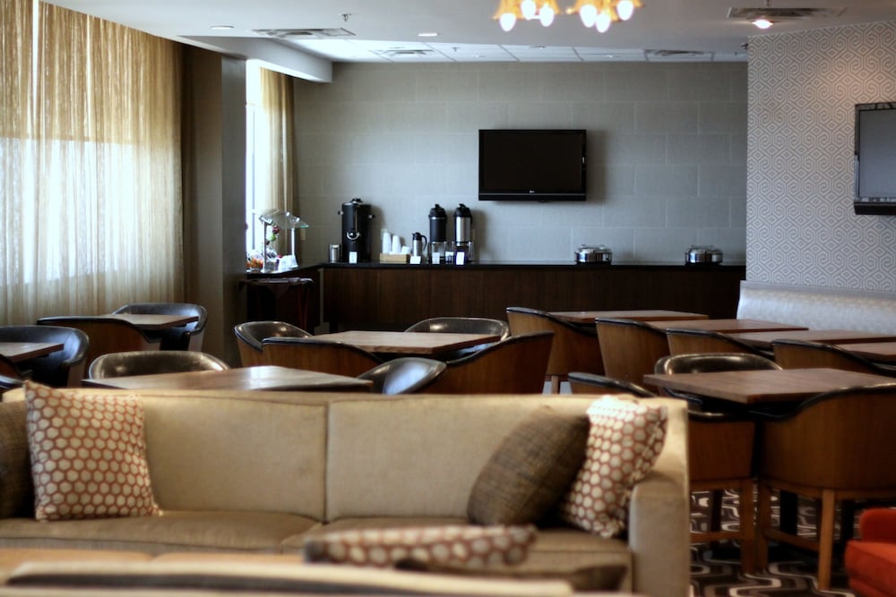 Фото Sheraton Austin Hotel at the Capitol